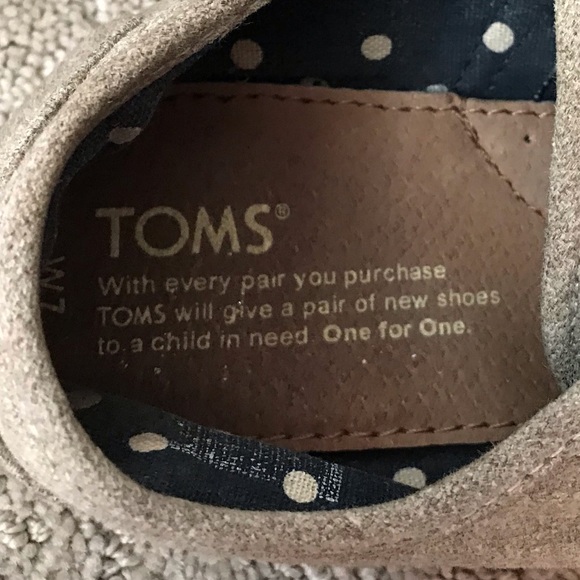 Toms - Picture 8 of 8